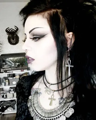 Eva, 35 ans, trans à Guichen